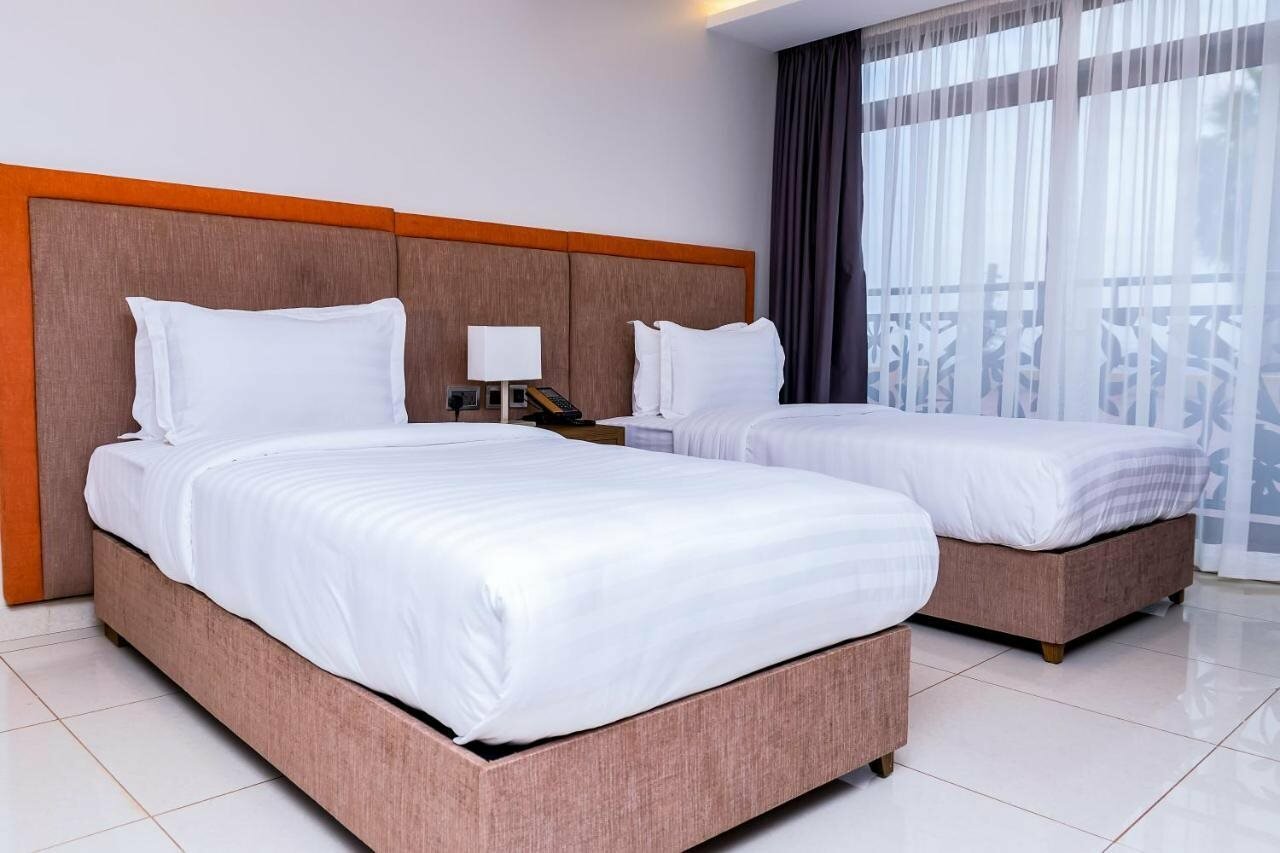 Фото Canary Hotel