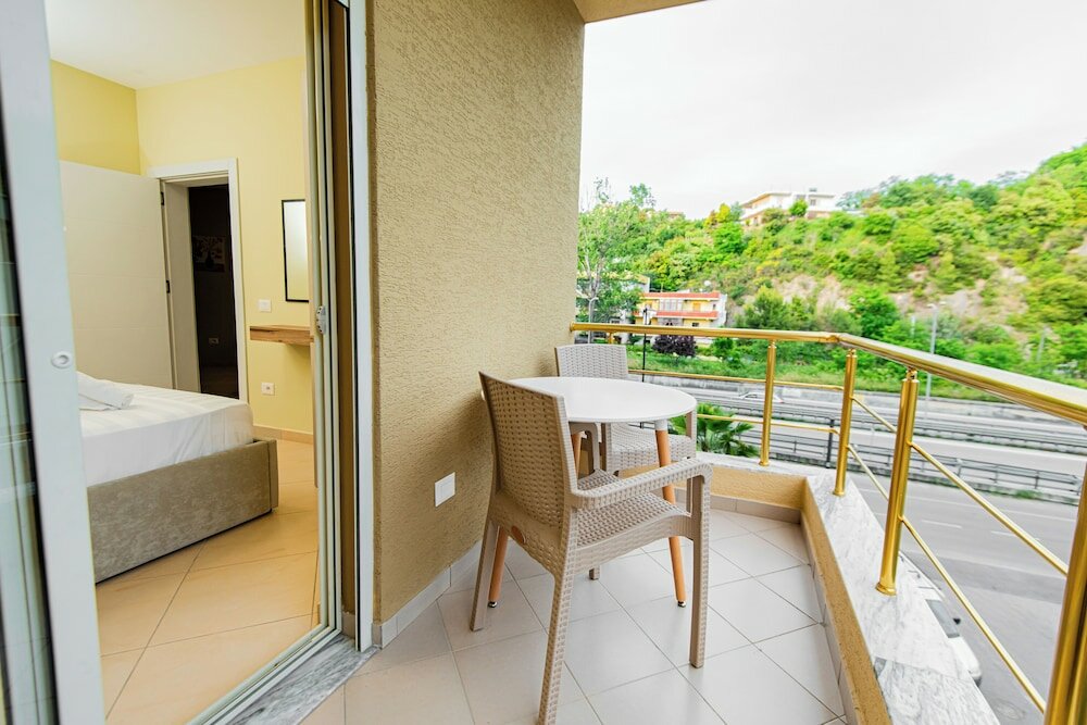 Фото ApartHotel Eda