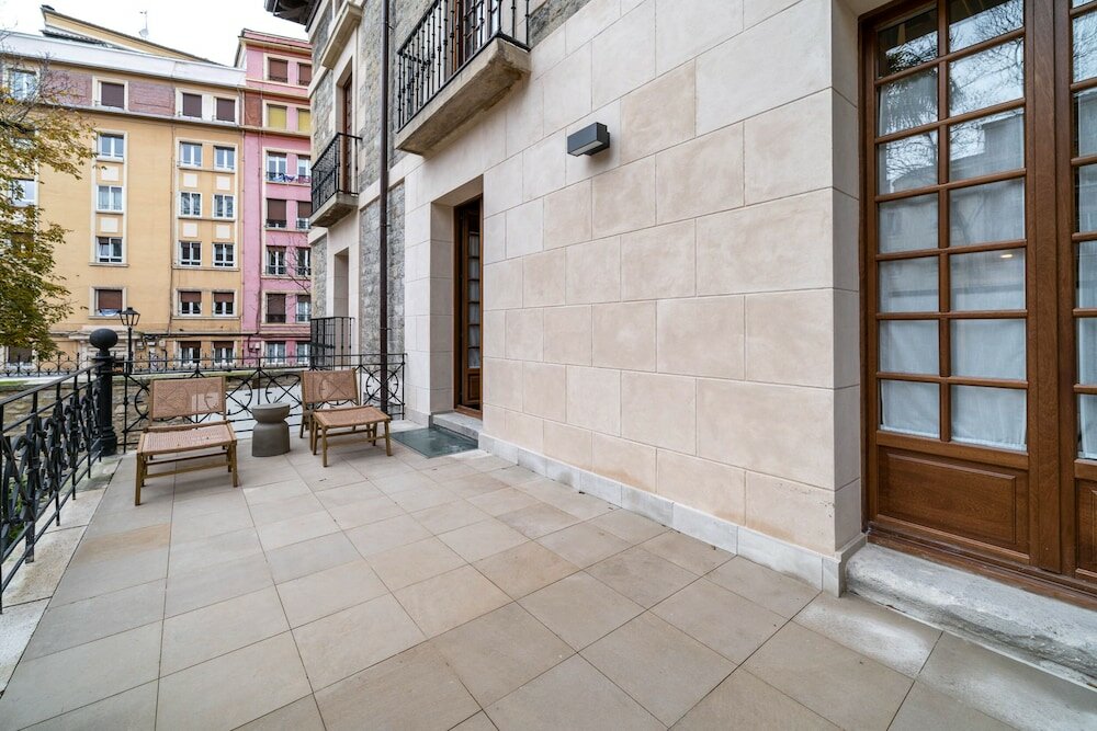 Фото Limehome Vitoria Palacio Álava-Velasco