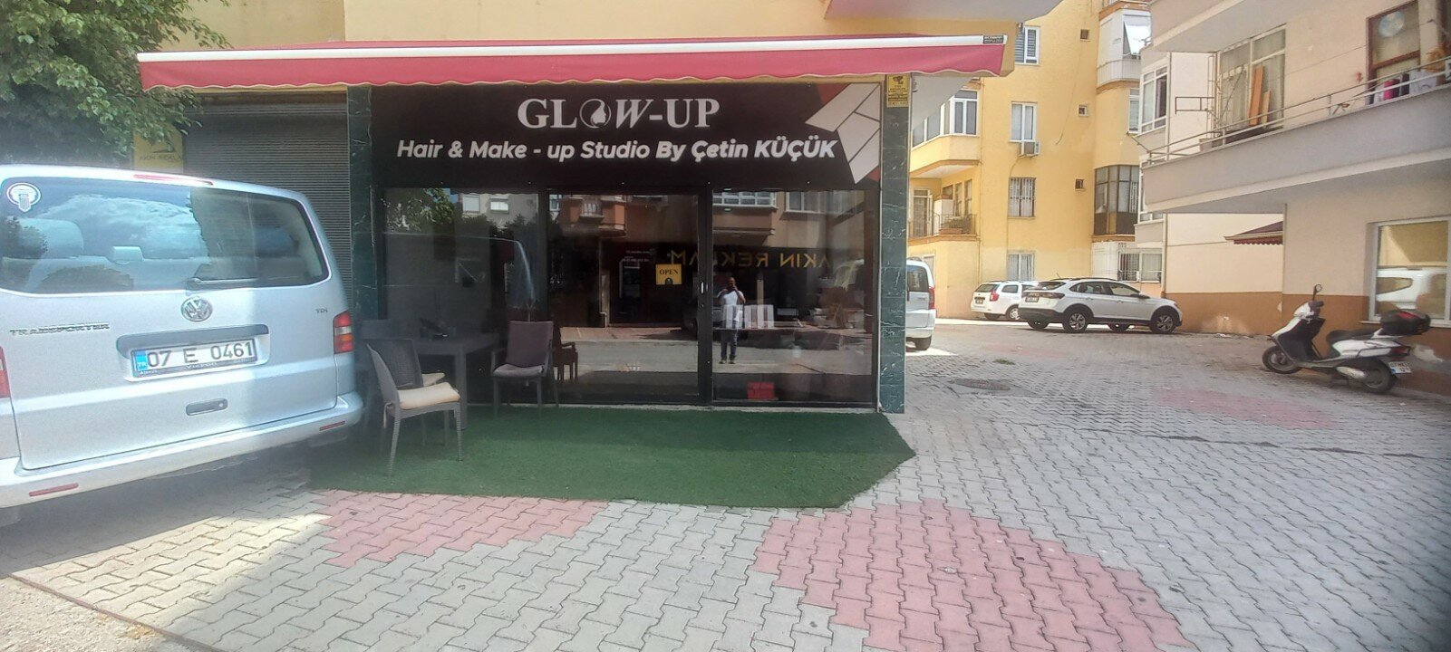 Glow-up Hair&make Up Studio
