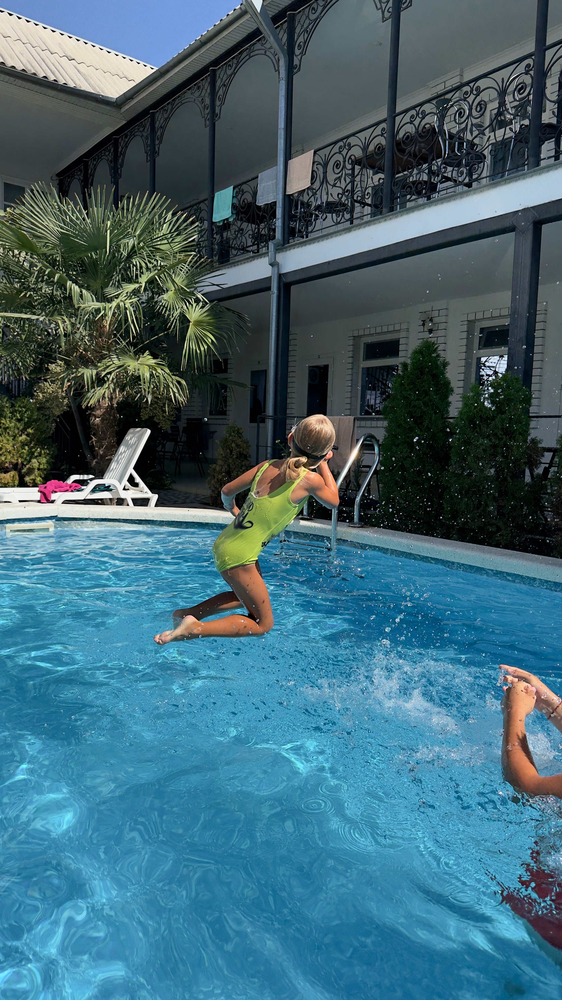 Фото Азария