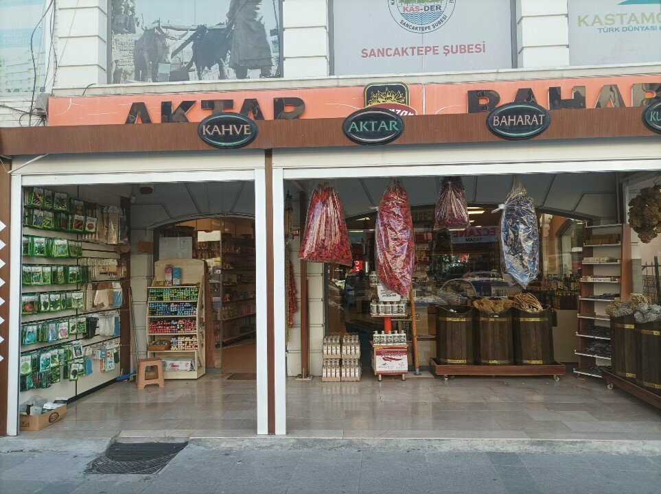 منتجات نباتية ومكملات غذائية Cimenzar Spice Main Branch ، اسطنبول، صورة