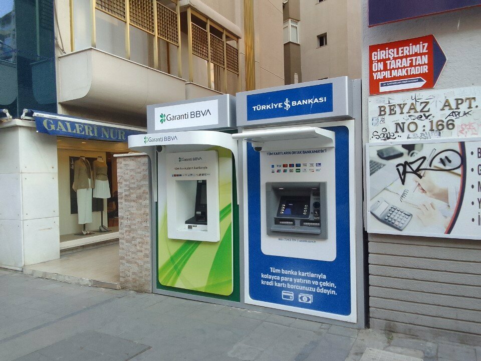 ATM Turkey Is Bank ATM, Izmir, photo