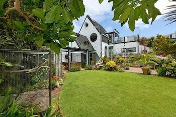 Фото Tivoli Homestay