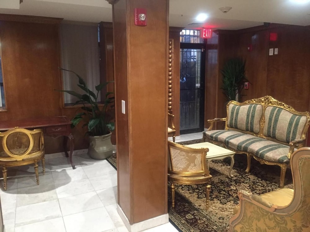 Фото The Architect