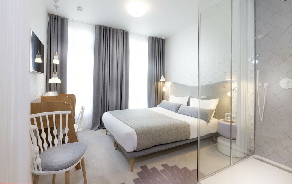 Фото отеля 2