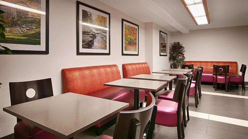 Фото Best Western Executive Inn