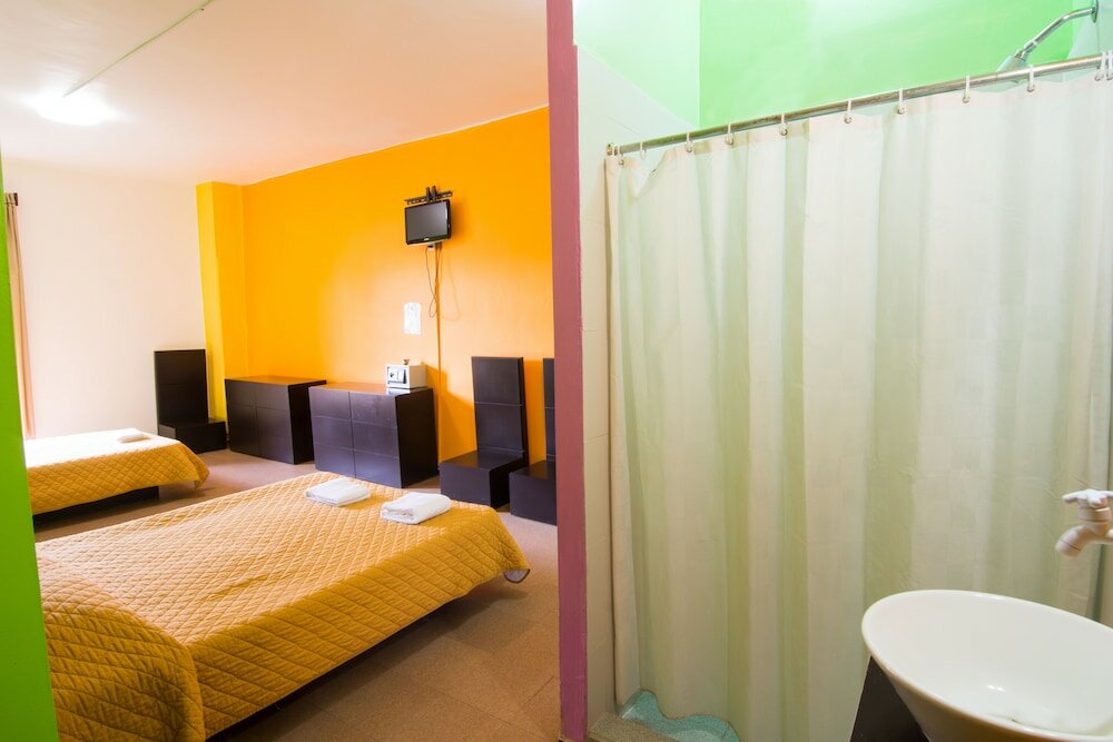 Фото Amigo Suites
