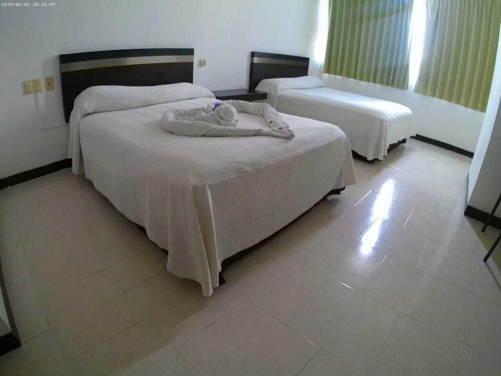 Фото Hotel Plaza Playa