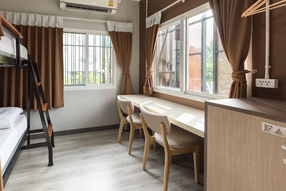 Фото Siam Stadium Hostel