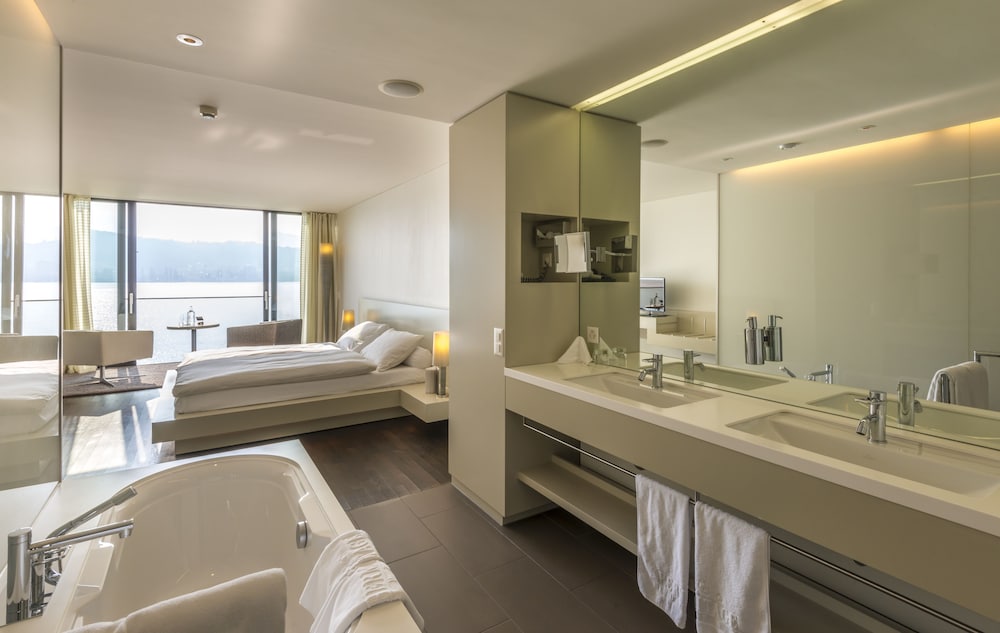 Фото Hermitage Lake Lucerne - Beach Club & Lifestyle Hotel