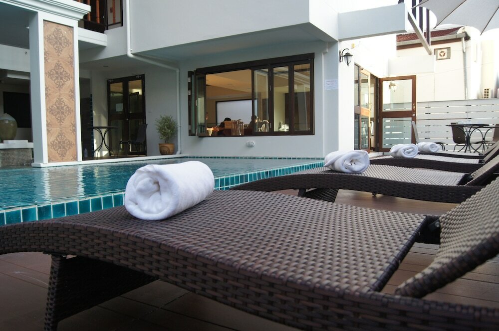 Фото Goldenbell Hotel Chiangmai