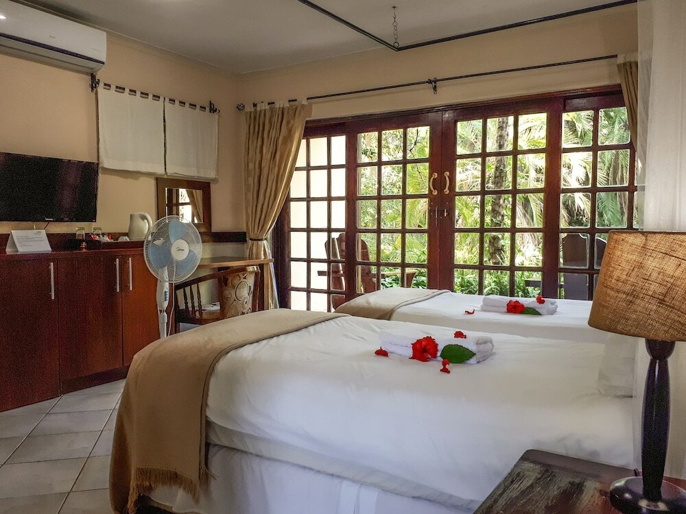 Фото Victoria Falls Waterfront