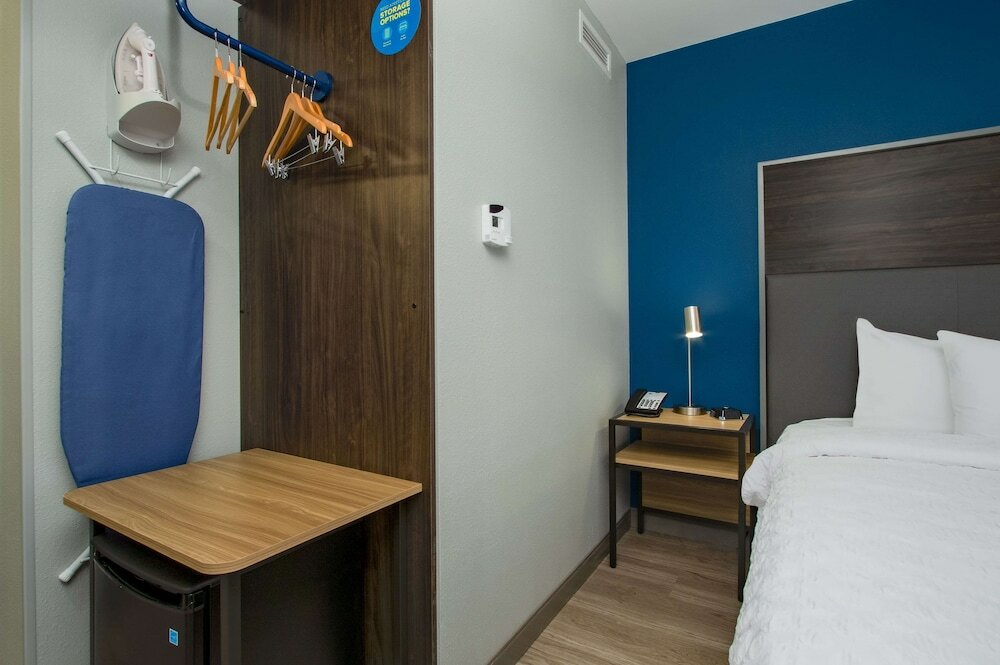 Фото Tru by Hilton Grove City Columbus