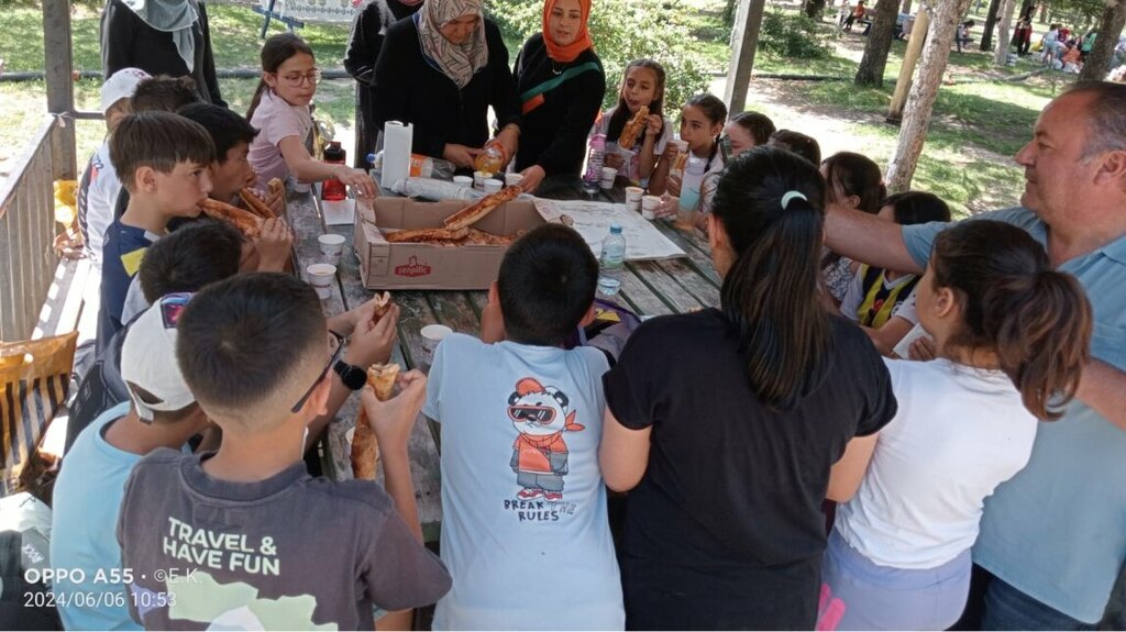 Primary school Bekir Sami Baran Primary School, Bor, photo