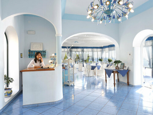 Гостиница Hotel Torre Saracena в Праяно