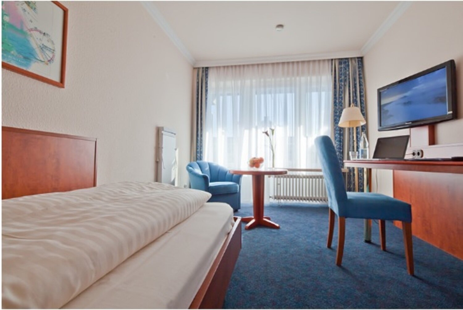 Фото Apartment-Hotel Hamburg Mitte