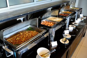 Гостиница Oceania Hotel