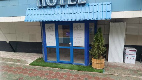 Гостиница Три дельфина в Актау