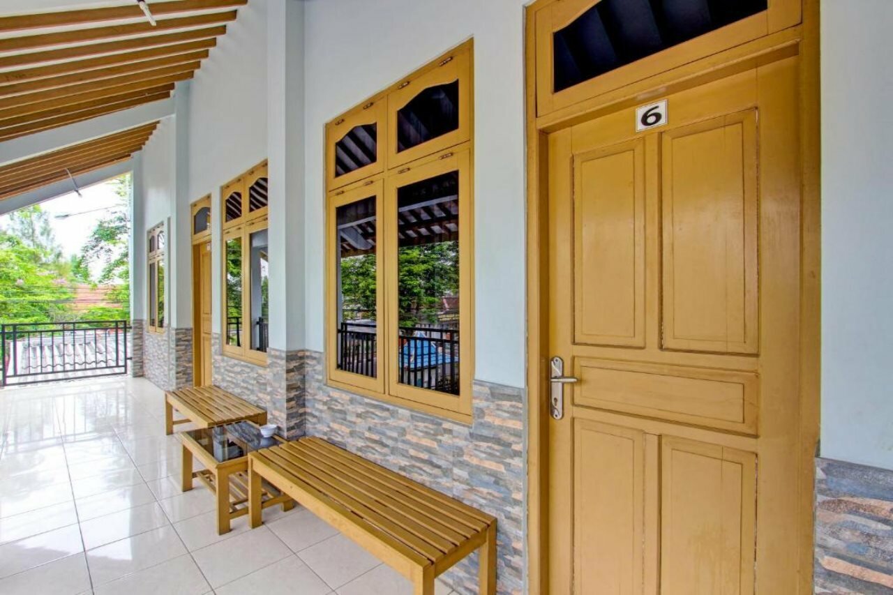 Фото Super Oyo 91748 Wisma Pkpri Purworejo