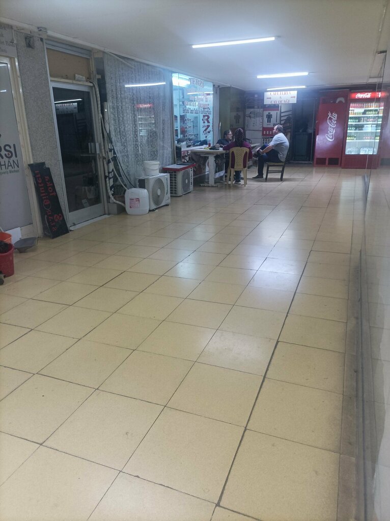 Tailor Tailor Kadir and Ayse, Antalya, photo