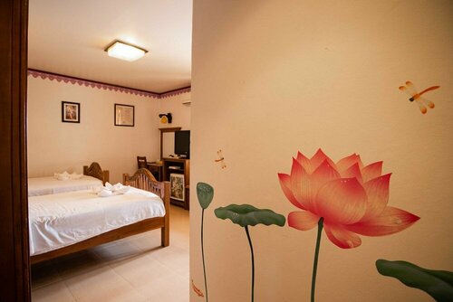 Гостиница Ban Aothong Hotel в Транге