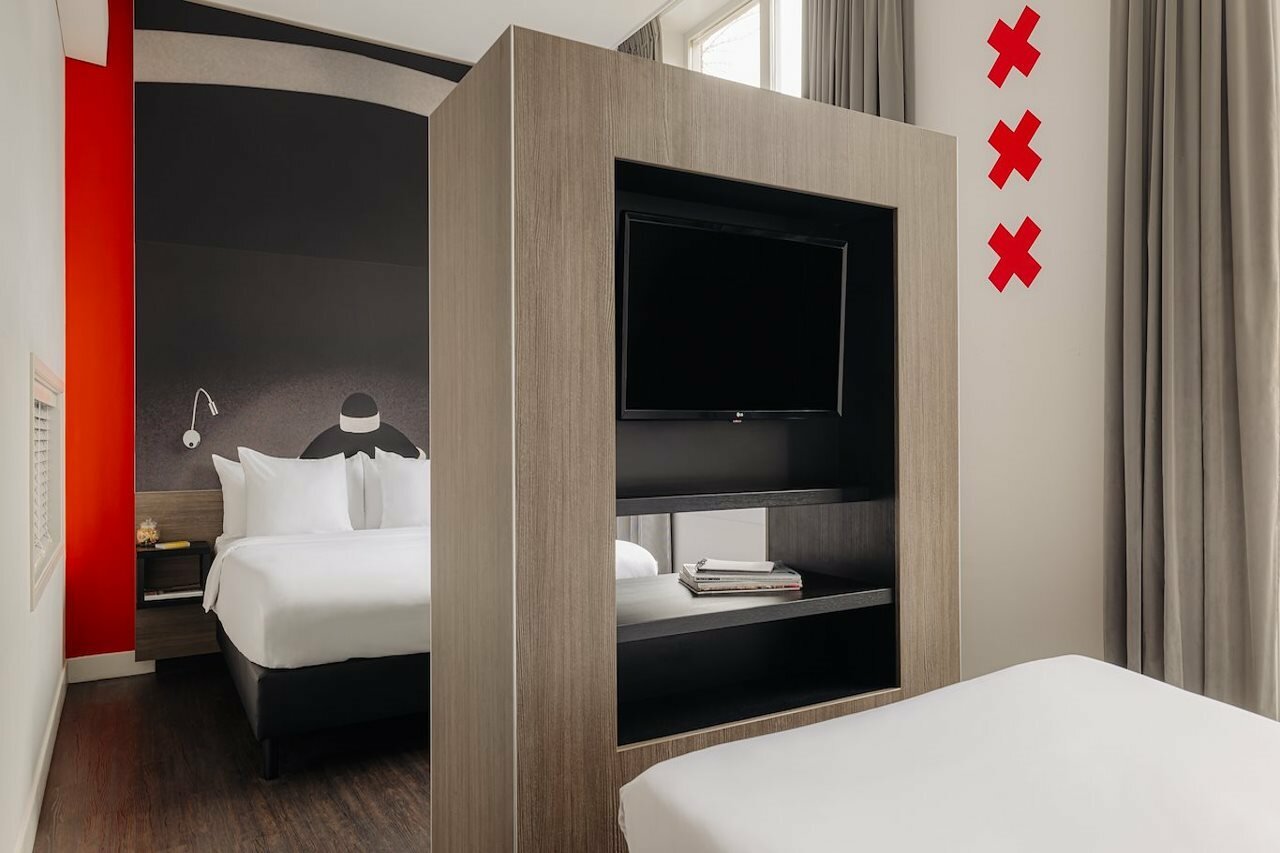 Фото The Manor Amsterdam