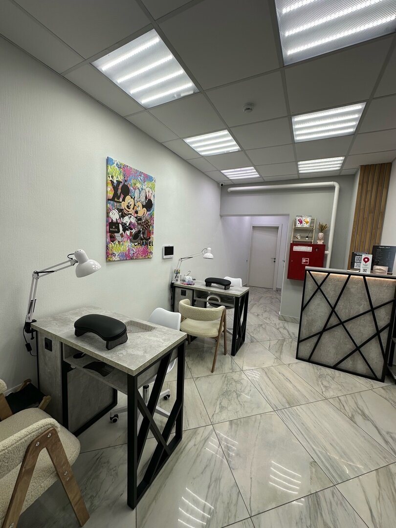 Baliq ovlash paytida qizlarning mushuklari fotosuratlari