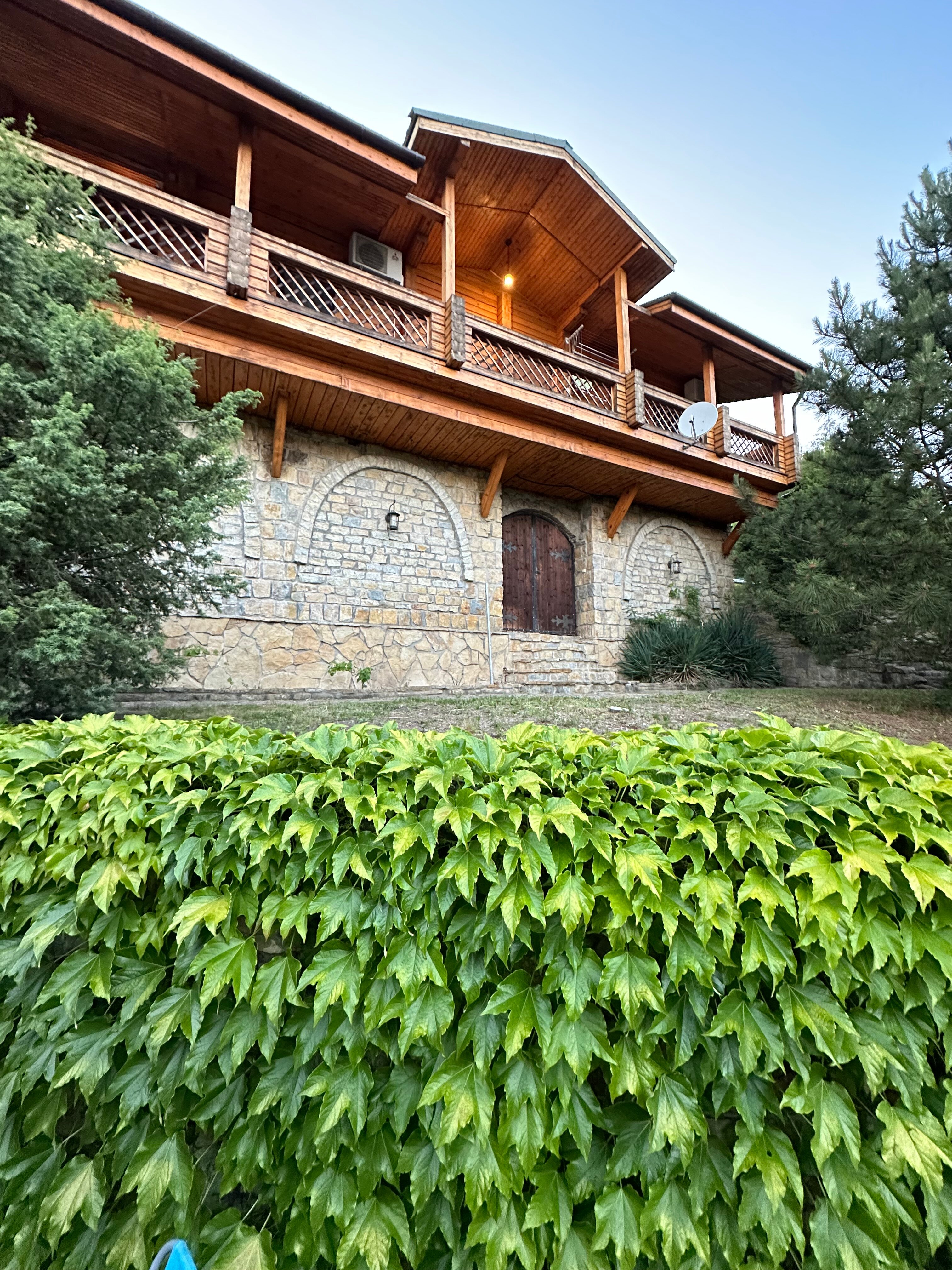 Фото Фрау Абрау