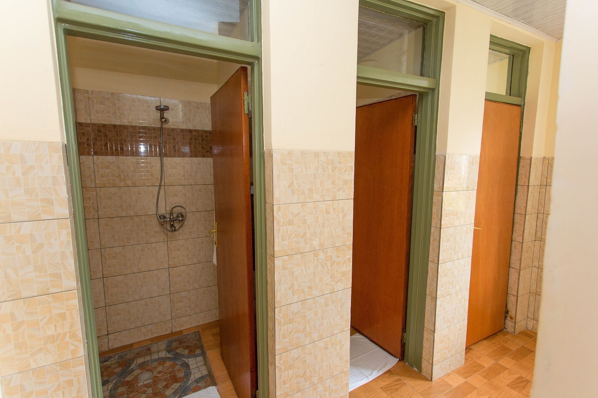 Фото Cenetra Hotel