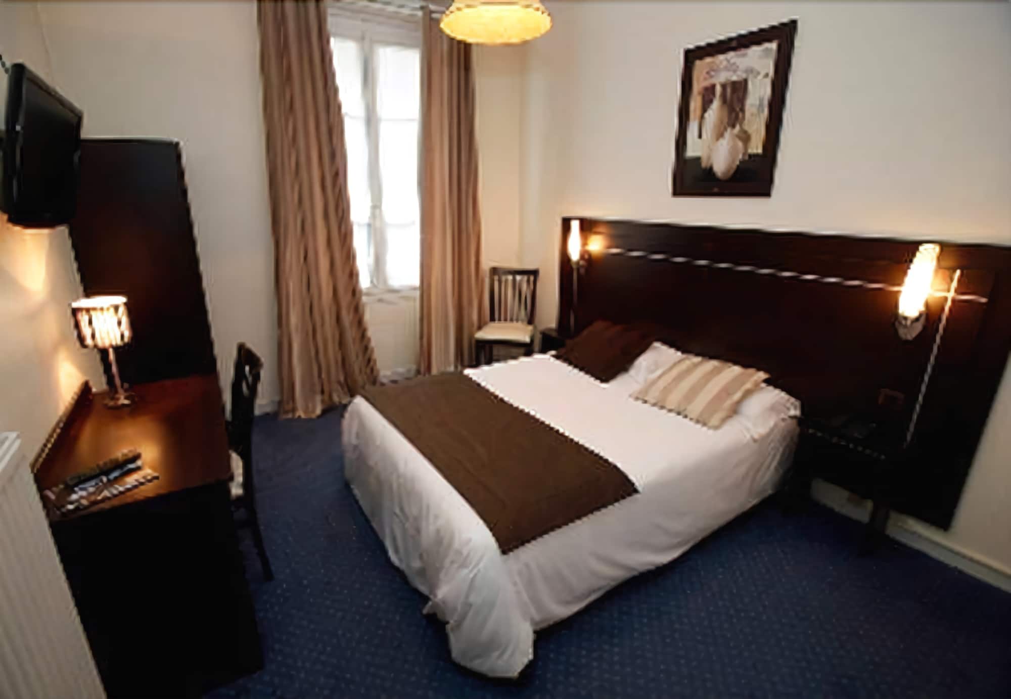 Фото отеля 2