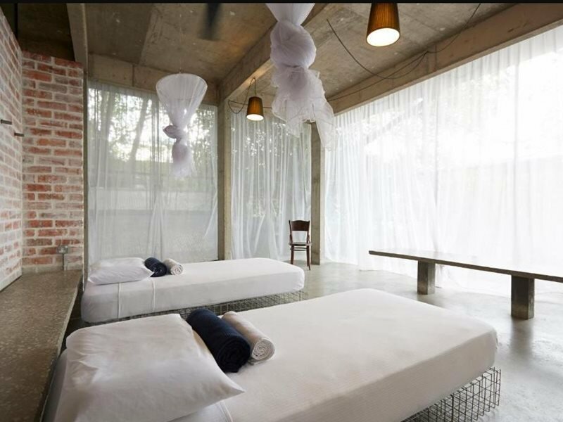 Фото Belakang Kong Heng by DreamScape