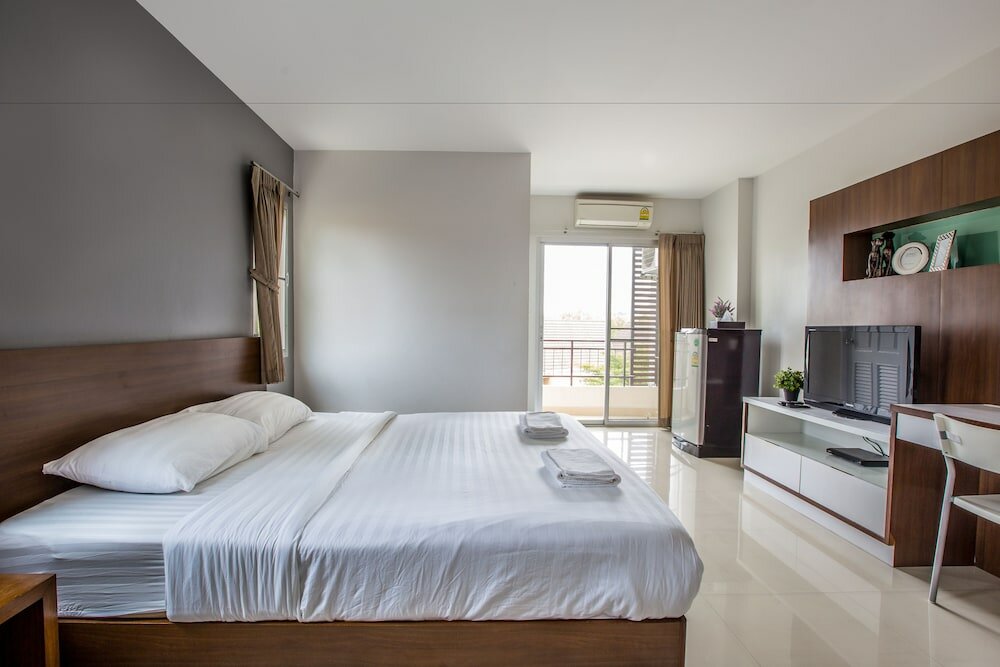 Фото Central place serviced apartment 1