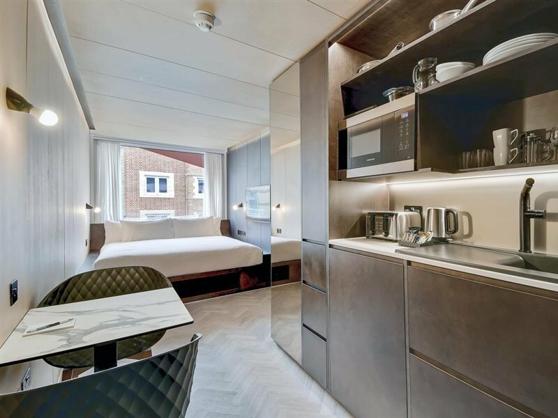 Фото StowAway Waterloo