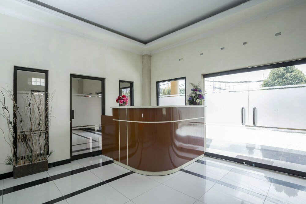 Фото Oyo 2319 Tengkawang Residence