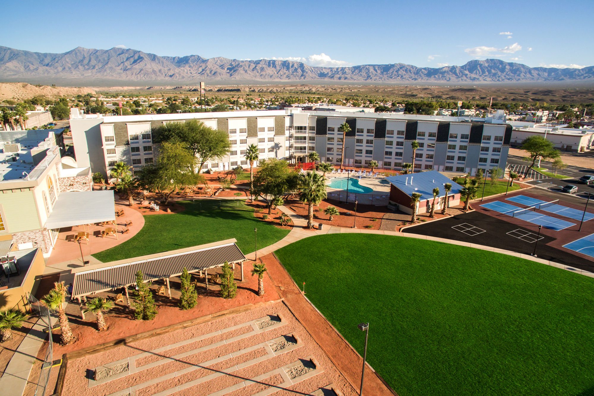 Фото Rising Star Sports Ranch Resort