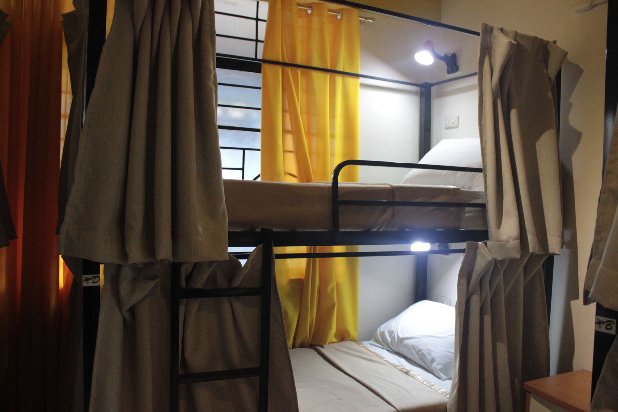 Фото Bgc Hostel And Dorm - Qc