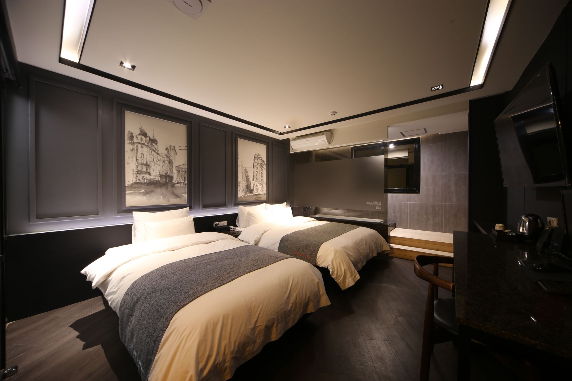 Фото Dublin Hotel