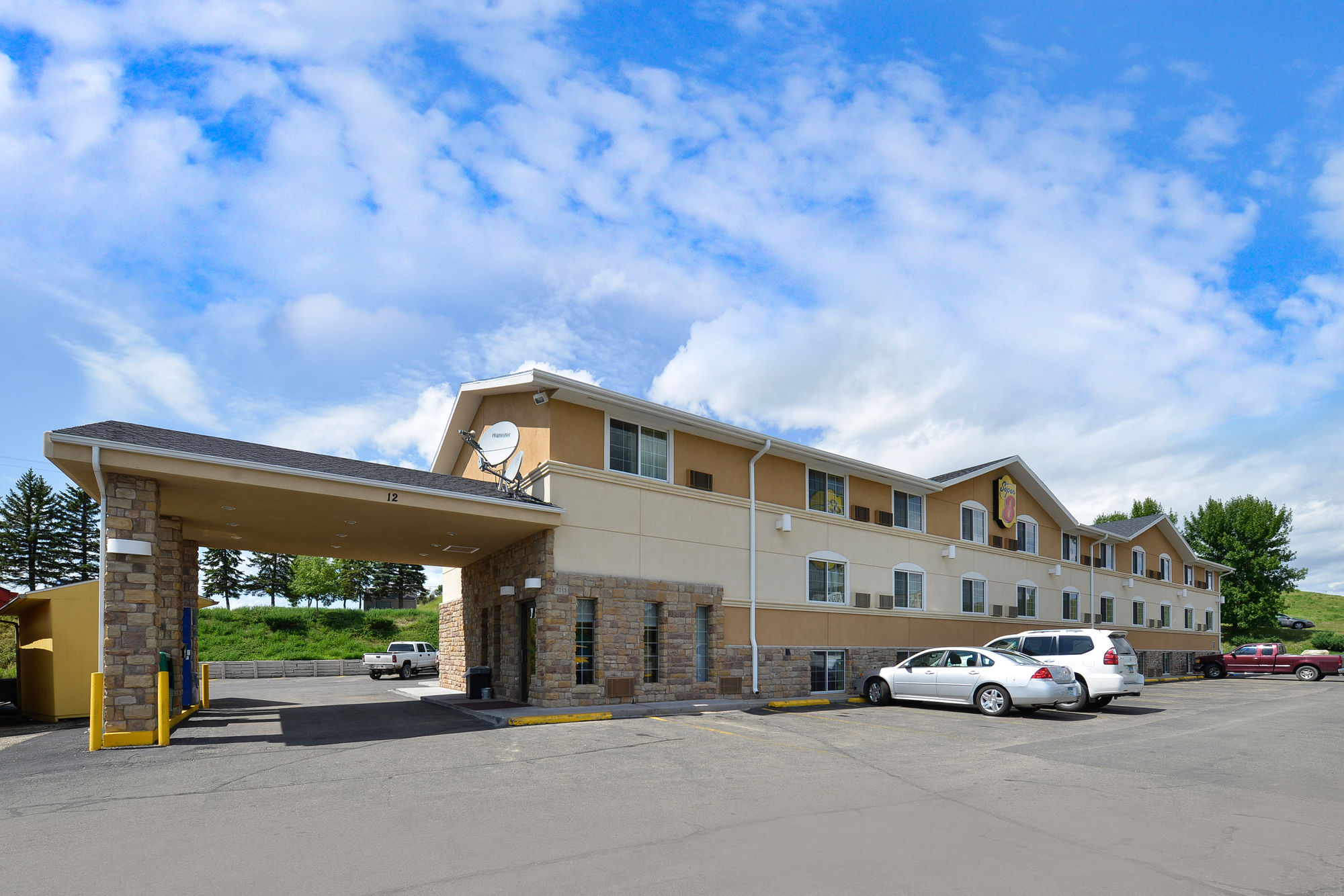Фото Super 8 by Wyndham Minot Airport