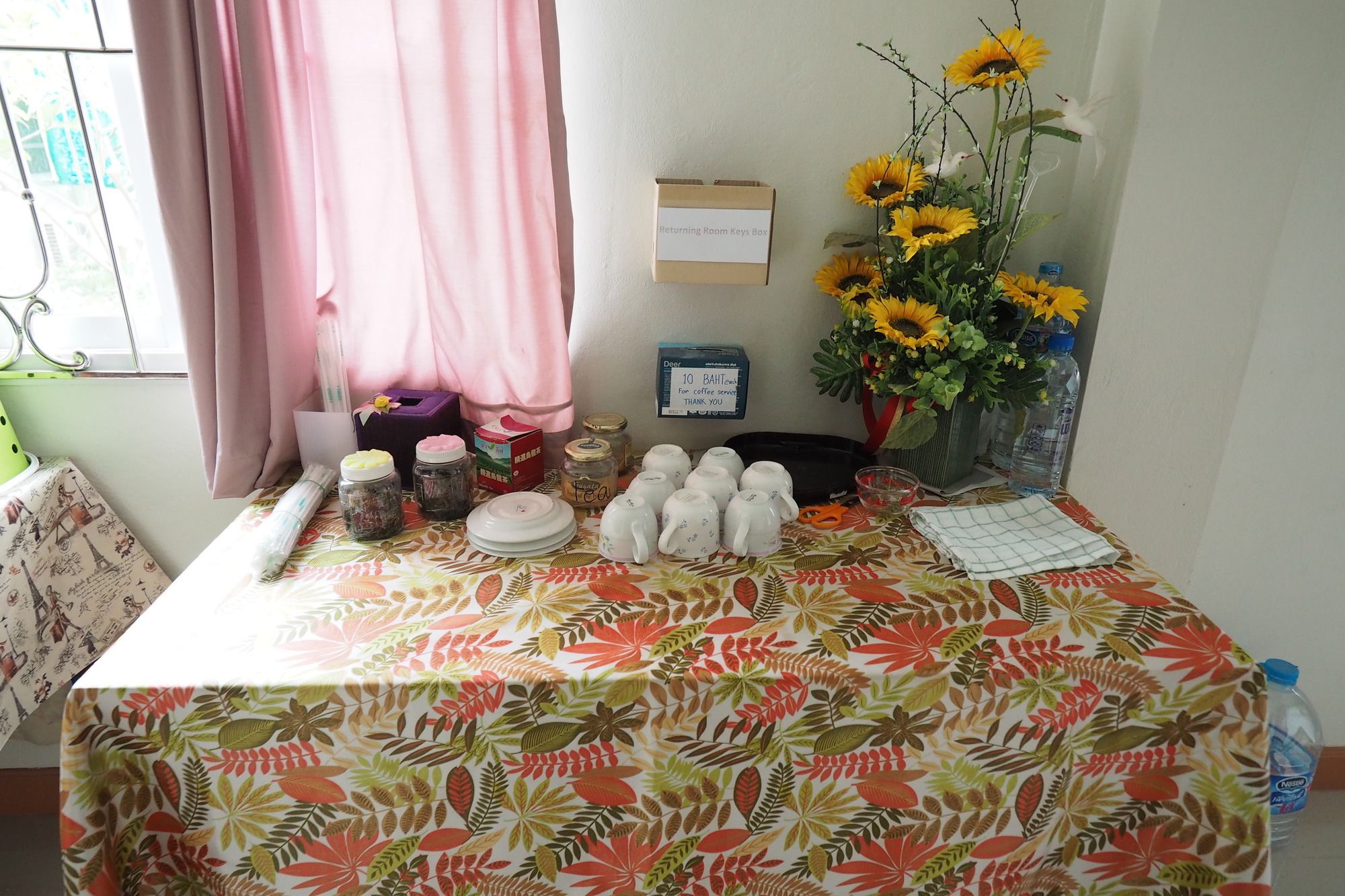 Фото Sorn Waree Apartment