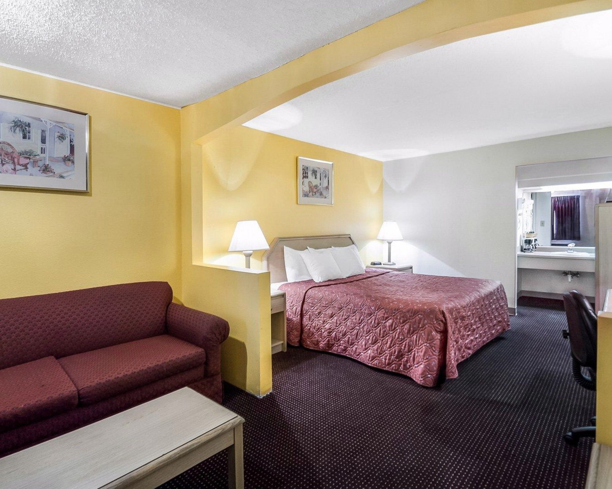 Фото SureStay Hotel by Best Western Olathe