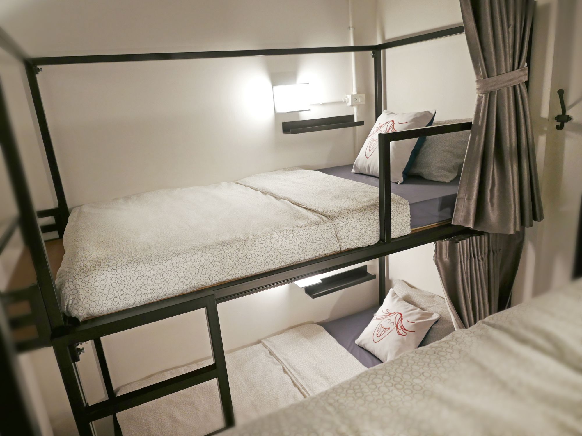 Фото Bangkok Sanookdee - Adults Only