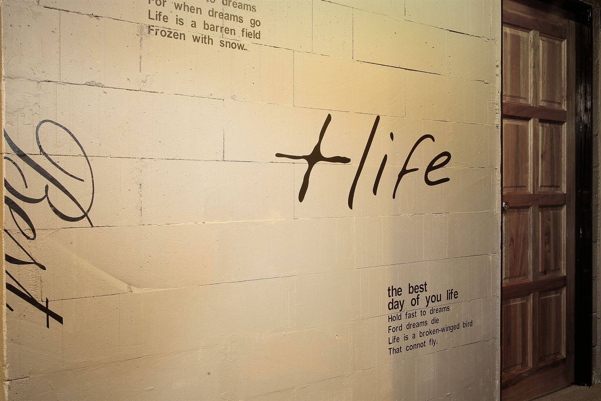 Фото The Room @ Zishi Hostel