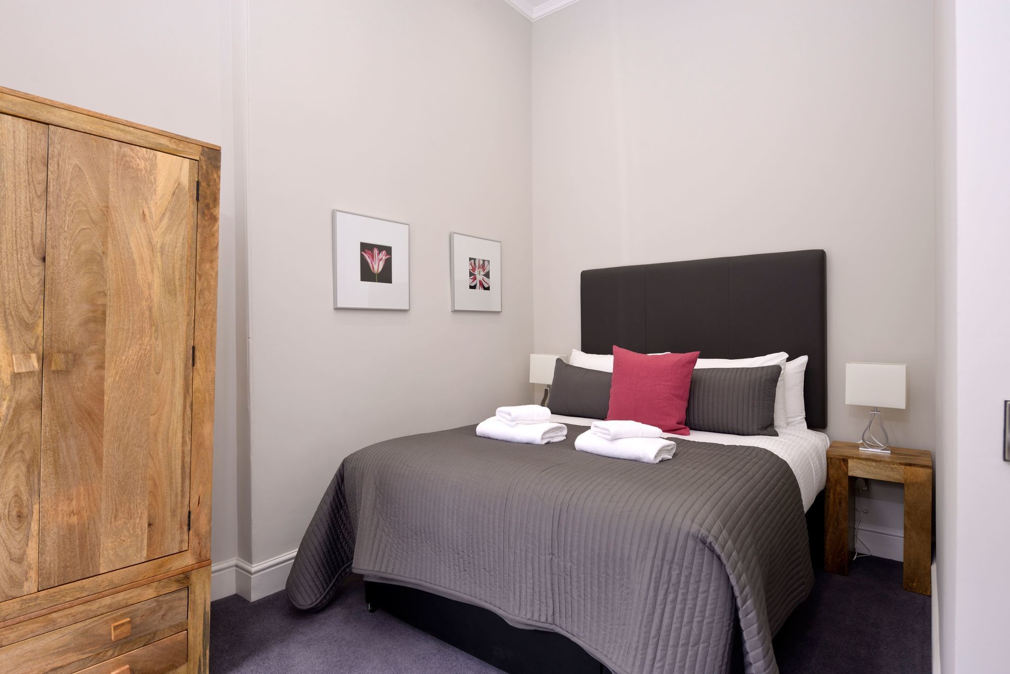 Фото Destiny Scotland - Q-Residence