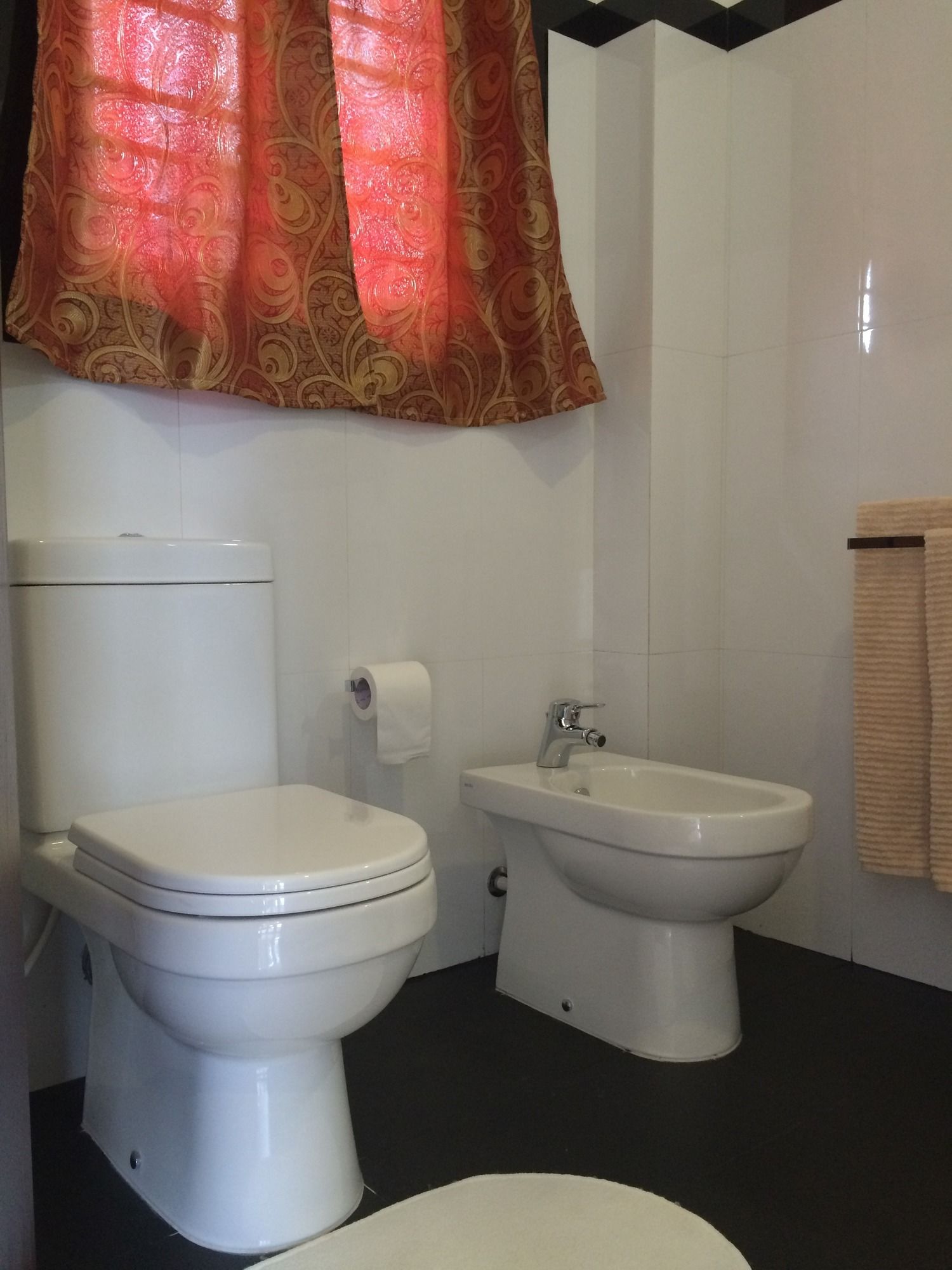 Фото Aurora Hotel & Restaurant