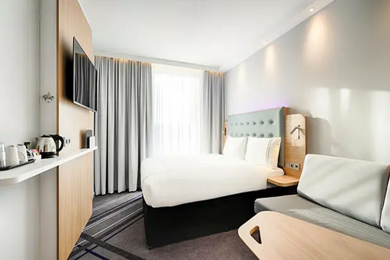 Фото Premier Inn Leipzig City Hahnekamm Hotel