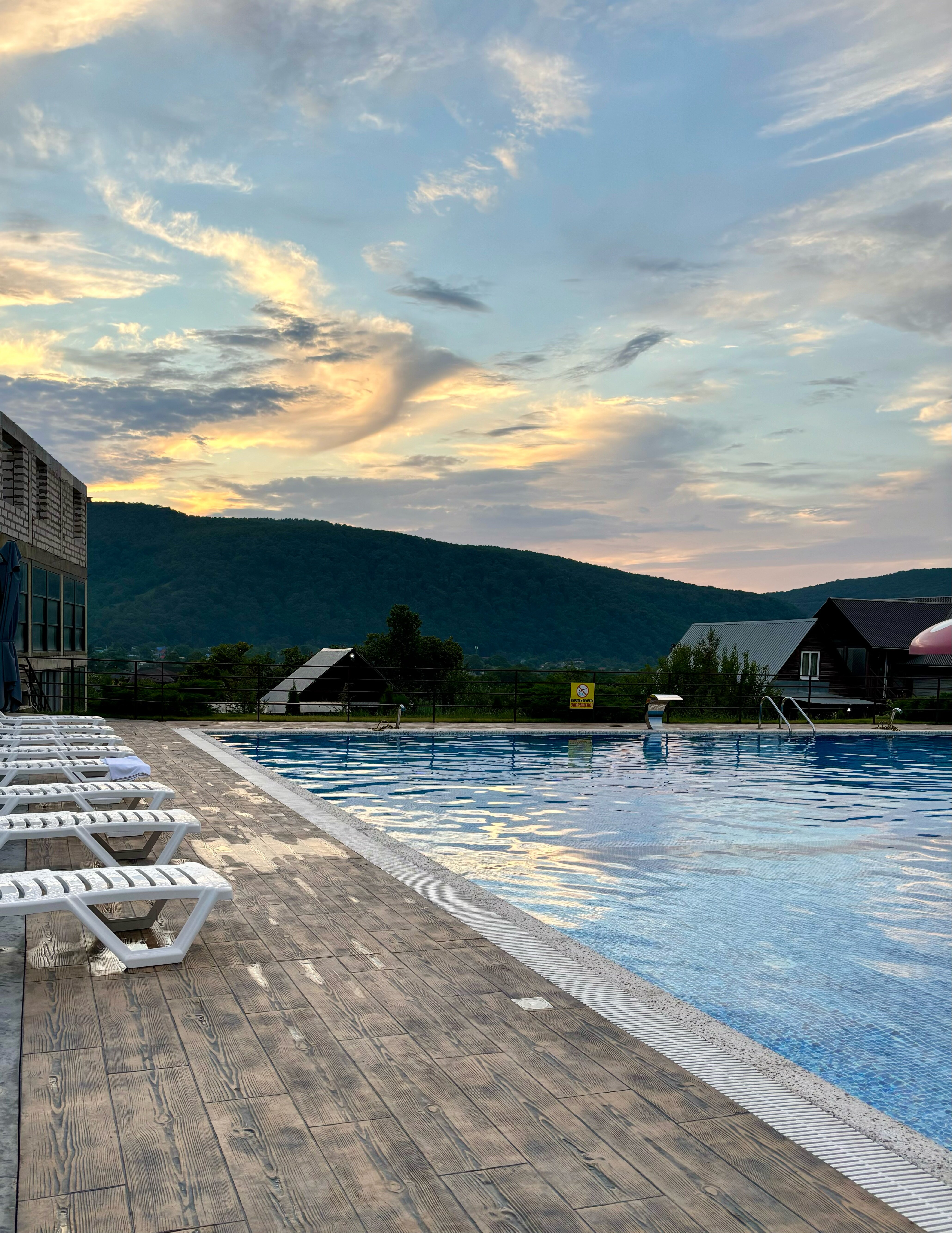 Фото Ашхадах