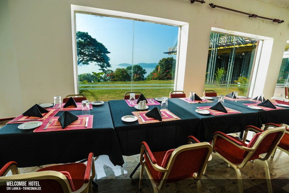 Фото Welcombe Hotel