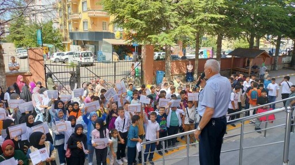 School Bolu Imam Hatip Middle School, Bolu, photo