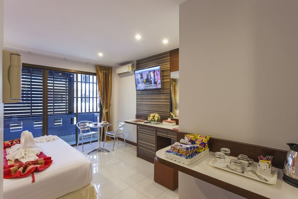 Фото Patong Max Value Hotel